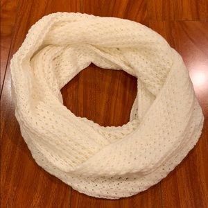 Unbranded White Knitted Infinity Scarf